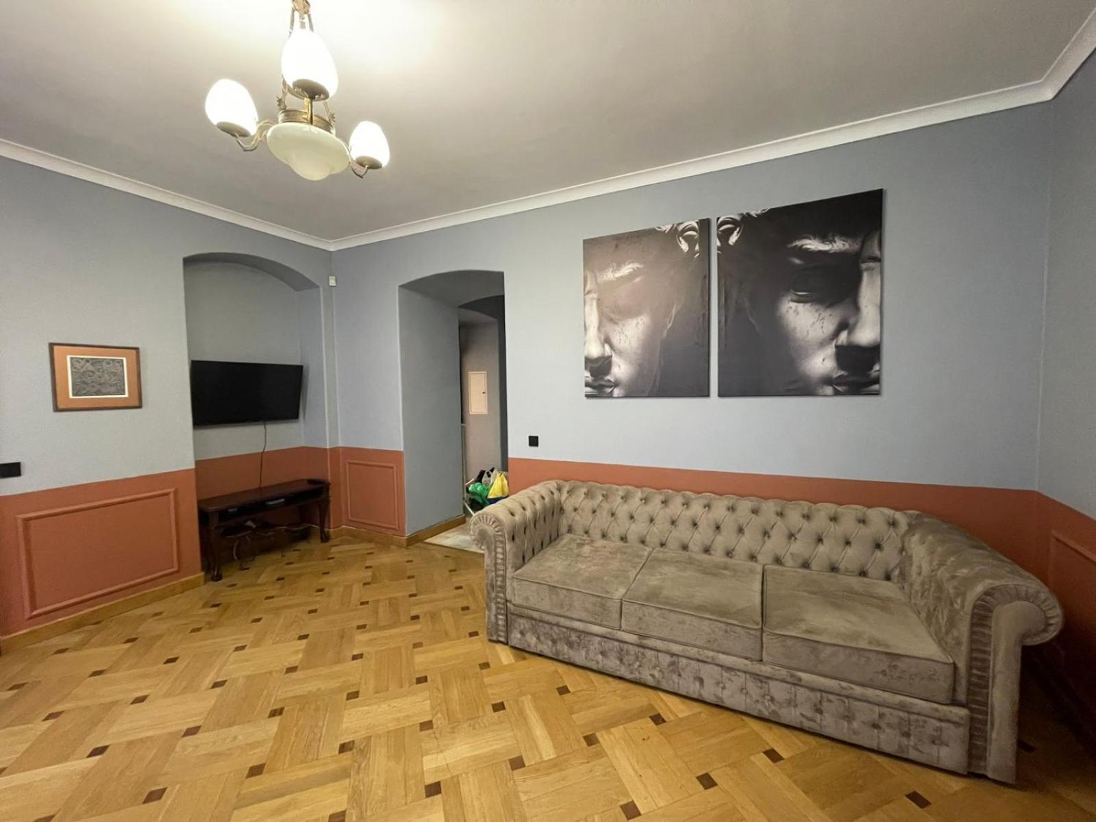 Tut Staroevreyska With Terrace Apartment Lviv Exterior photo